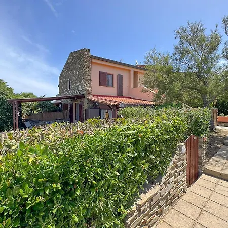 Relax At Lentischi - Private Veranda & Bbq By Host Hero Stintino